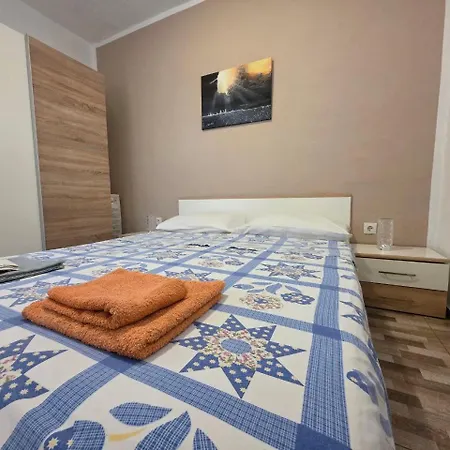 Ema Διαμέρισμα *