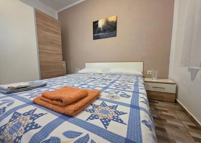 Ema Διαμέρισμα *